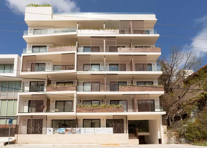 Bahay 42 A 1 Min De La Playa Y 5ta Av